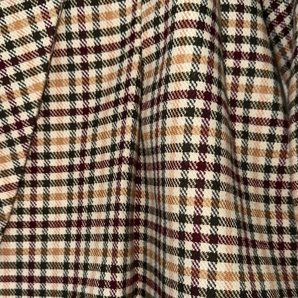 Tahari ASL Plaid Blazer- Black/Tan/Green/Maroon - Picture 3 of 4